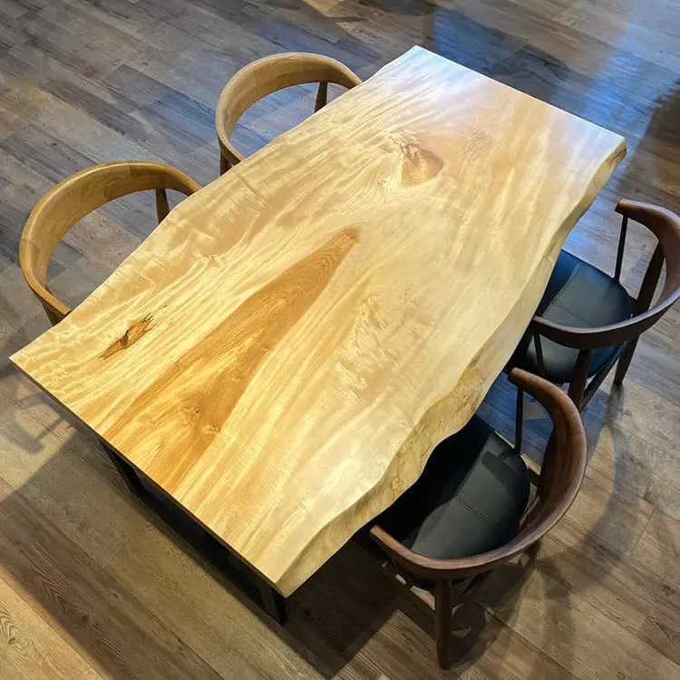 吉祥寺店　トチ　幅150×奥行70-82×厚み5.0(cm)