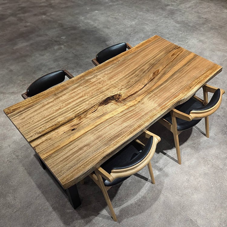 名古屋店　パプアニューギニアウォールナット　幅180×奥行90×厚み5(cm)