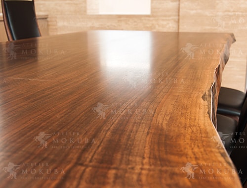 ウォールナット一枚ダイニングテーブルの画像