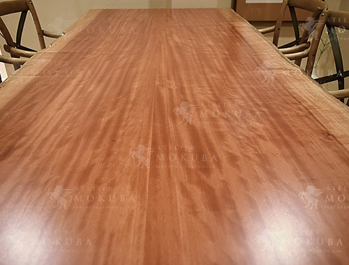ボセ ウォールナット一枚板テーブルの画像