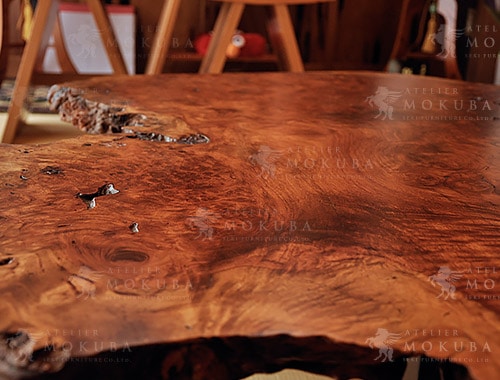 カリン一枚板座卓【宮崎県日南市】 – 一枚板テーブル、無垢材 天板の 