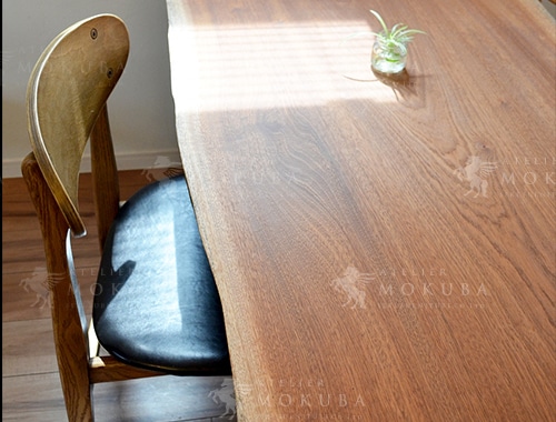 サペリマホガニー一枚板ダイニングテーブルの画像