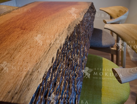 ボセ（アフリカンチェリー）一枚板ダイニングテーブルの画像
