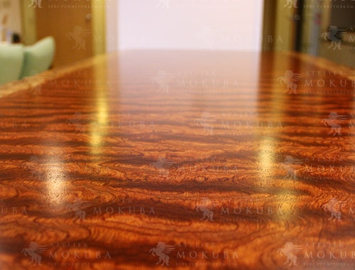玉杢が美しい、ブビンガ一枚板テーブルの画像