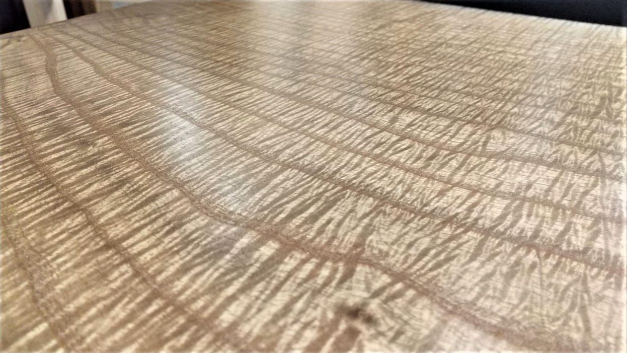 縮み杢特集！ – 一枚板テーブル、無垢材 天板の販売【アトリエ木馬】