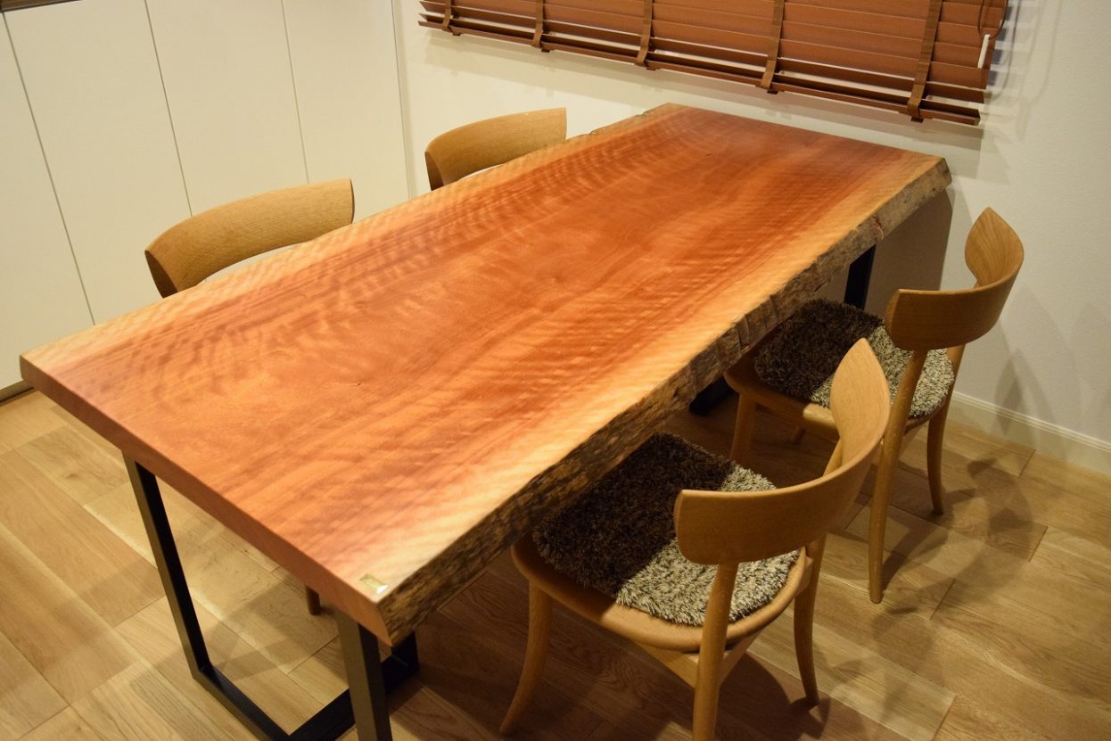 新しい生活とともに【福岡県 K様】 – 一枚板テーブル、無垢材 天板の