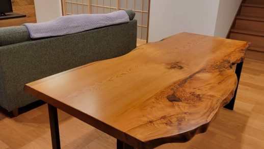 屋久杉の一枚板テーブル事例 – 一枚板、無垢材 天板の販売【アトリエ木馬】