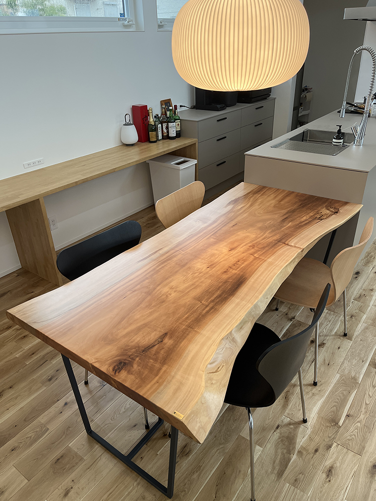 一枚板テーブルと北欧家具【千葉県 おくら様】 – 一枚板テーブル、無垢