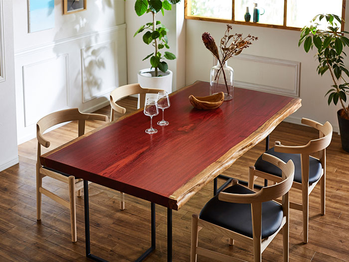 パドックとは？木材としての特長や魅力について解説 – 一枚板テーブル  