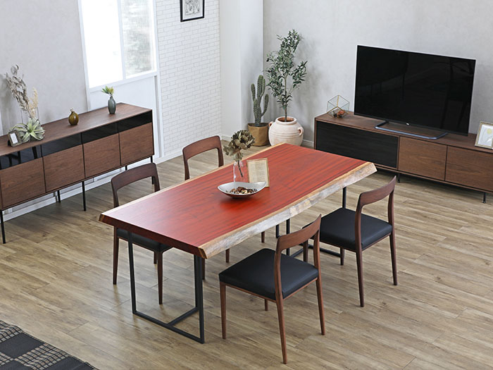 無垢材家具とは？ 無着色と着色の違いや無着色の魅力を解説 – 一枚板  