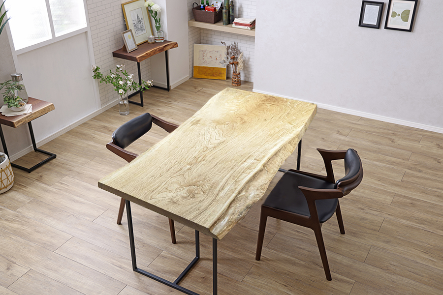 白木のダークホース？テーブルの大本命、センの魅力 – 一枚板テーブル 