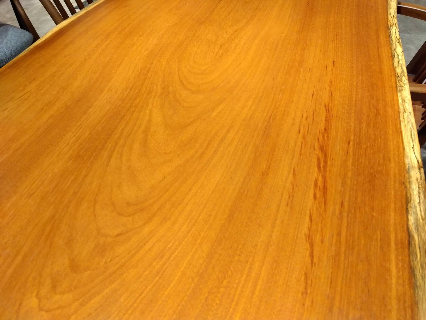 マホガニー杢目