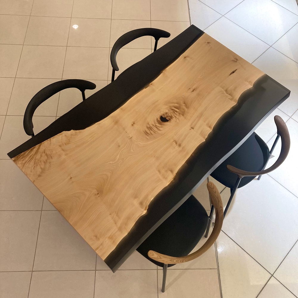 梅田店おすすめのトチレジンテーブル