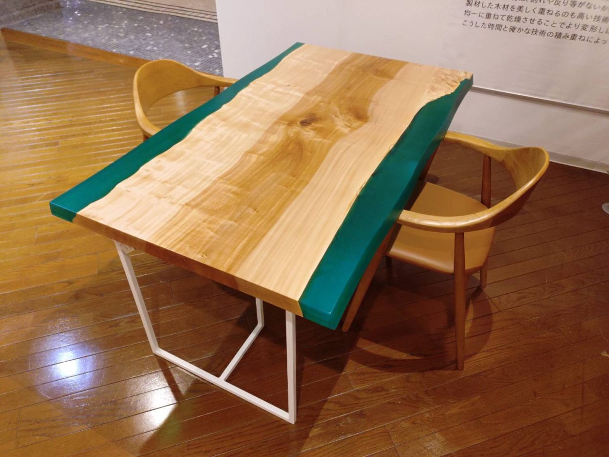 レジンテーブル