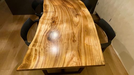 納品事例、一枚板テーブル、クス
