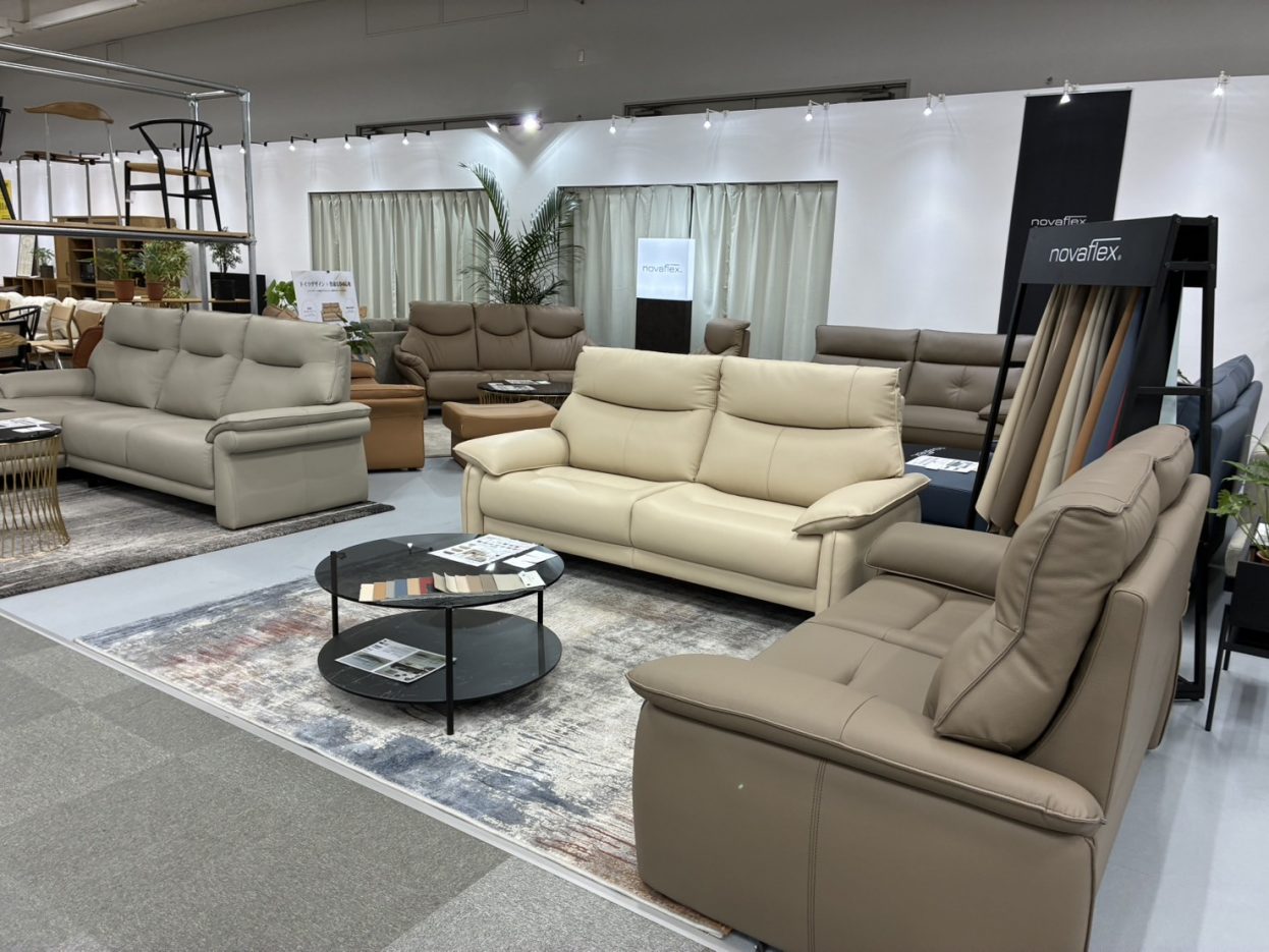 関家具　大阪展示会
