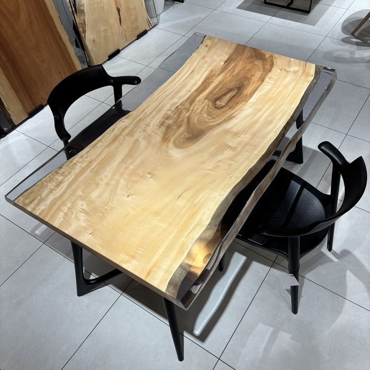 12/4-23　アトリエ木馬・新宿　一枚板フェア