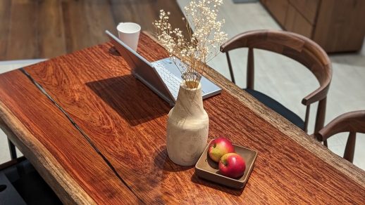 インテリアトレンドと一枚板テーブル