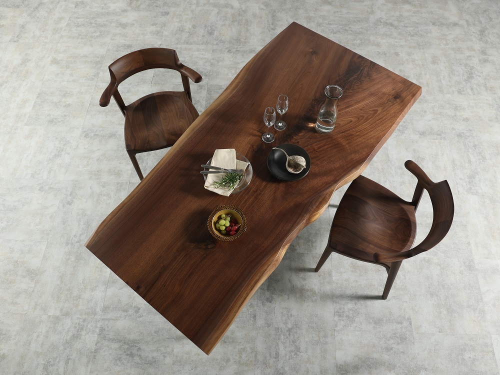 ウォールナット一枚板