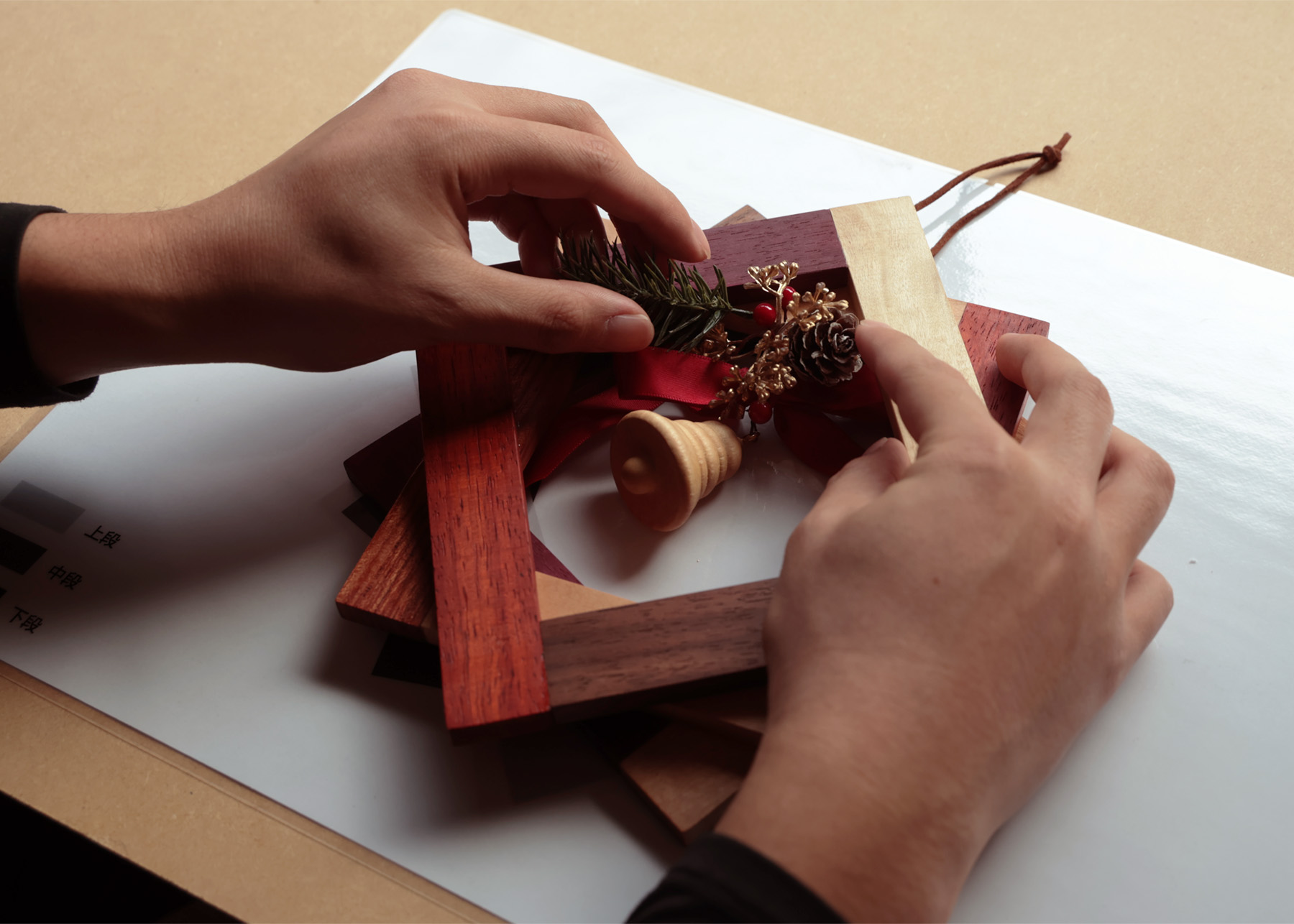 12/13(土),14(日) 木のクリスマスリース ワークショップ 大川ギャラリー