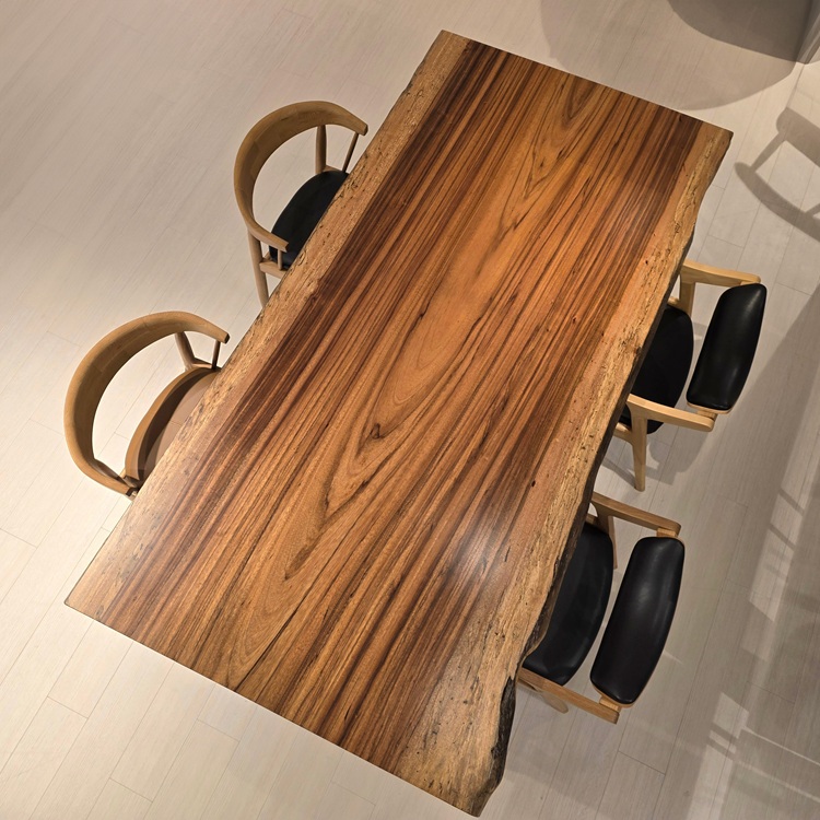 神戸店おすすめのベリ一枚板