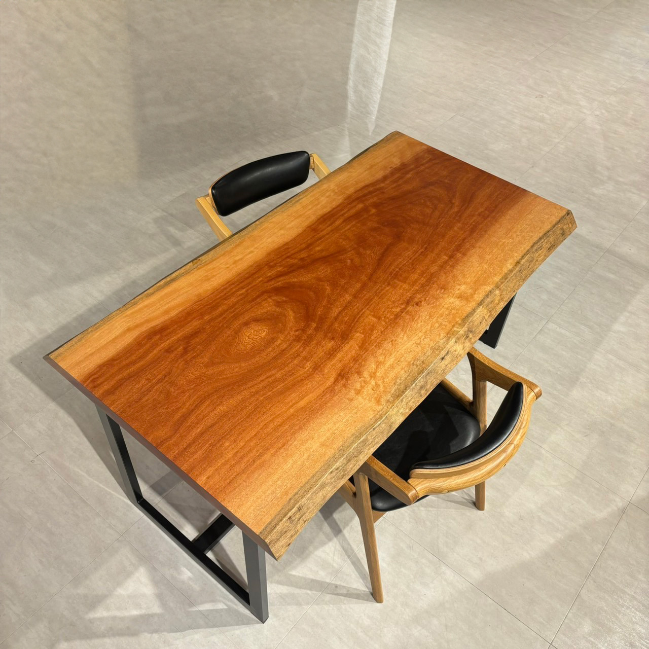 天神店おすすめのボセ一枚板