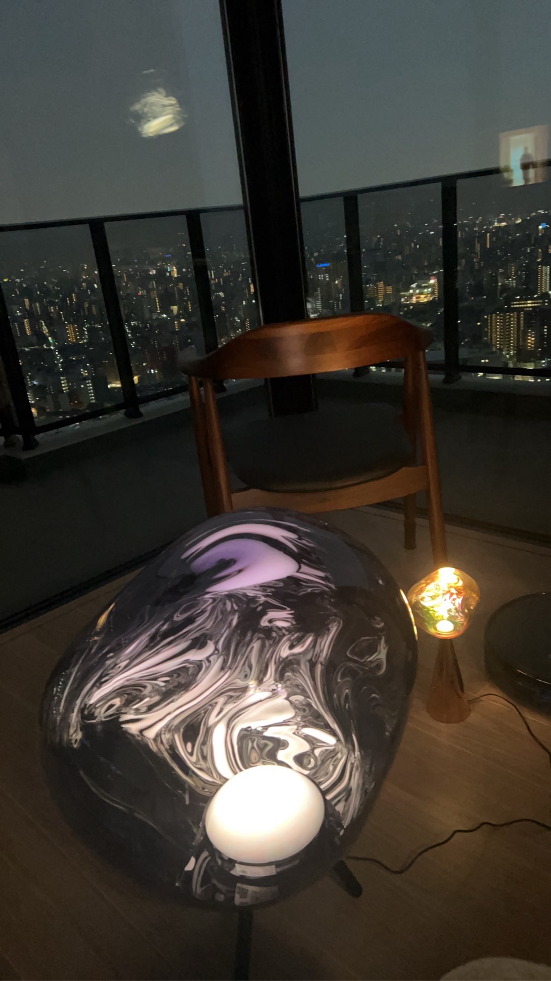 トチ一枚板テーブル納品事例