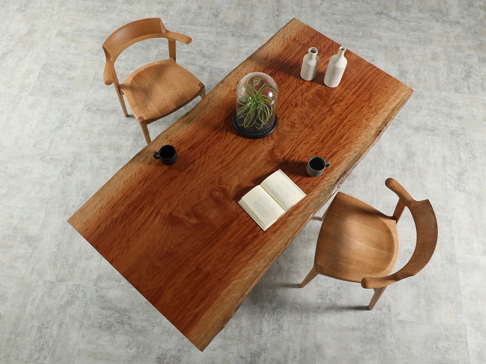 ボセ一枚板テーブル