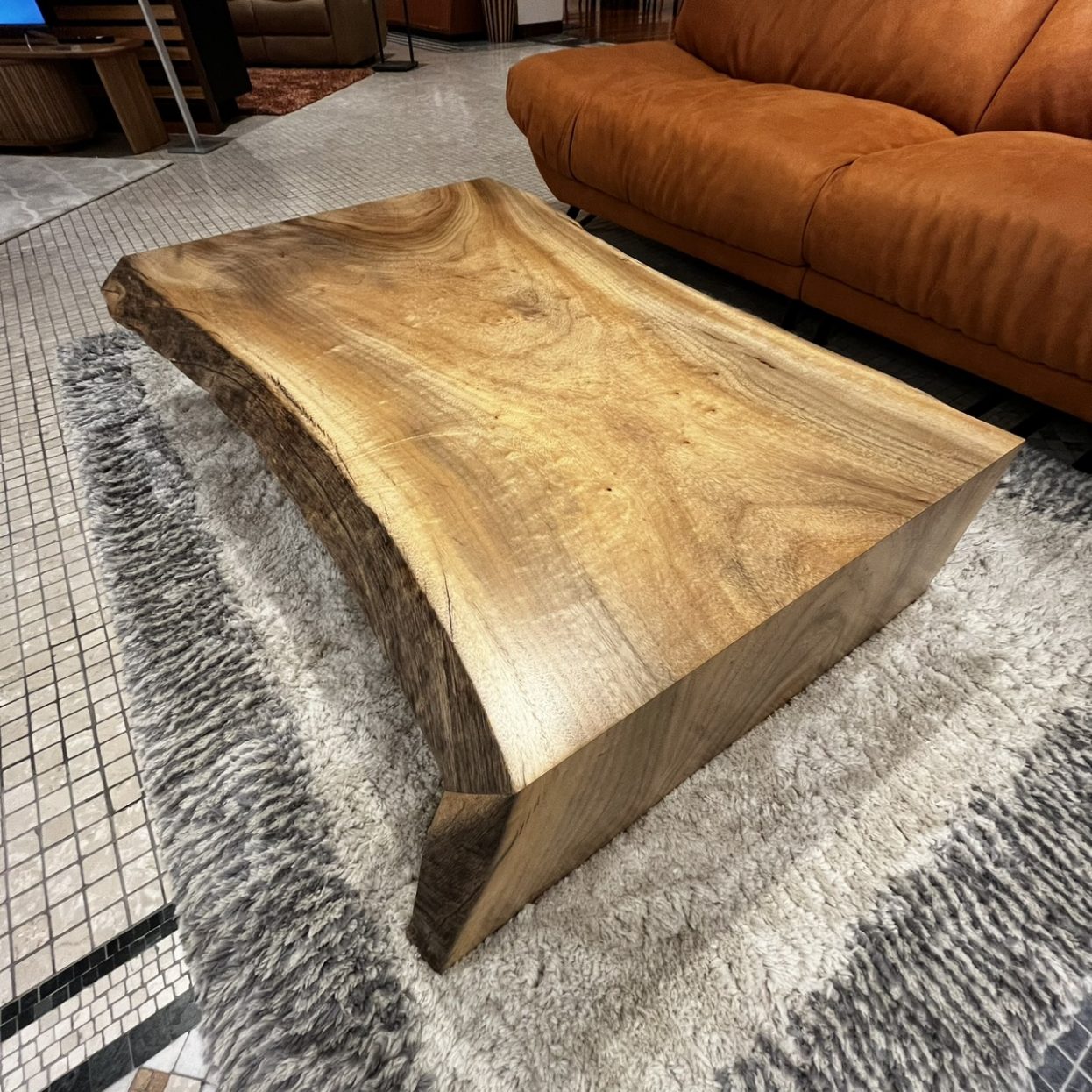 クス一枚板 フォールドローテーブル