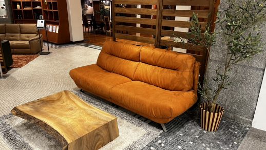 【神戸店】一枚板が作り出すぬくもりの時間