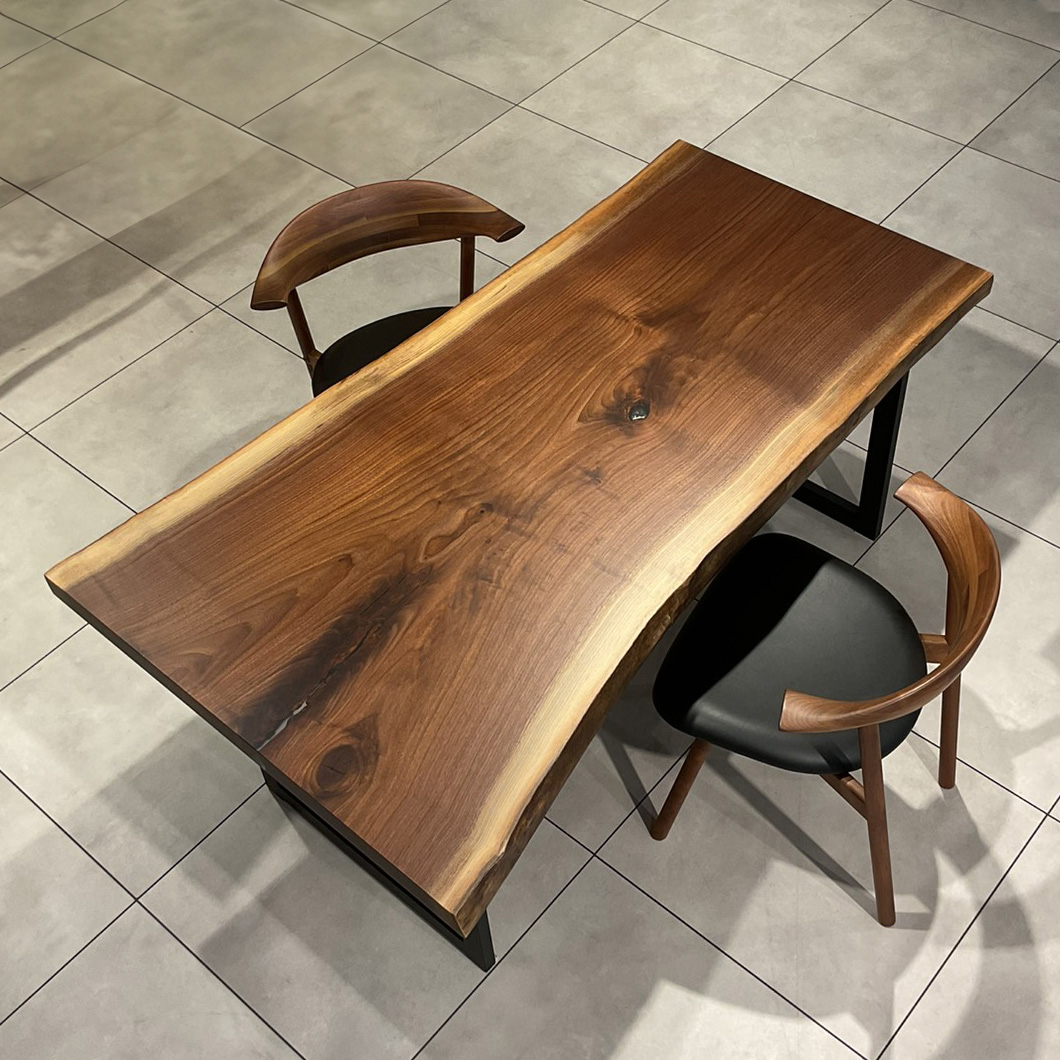 大川店おすすめのウォールナット一枚板