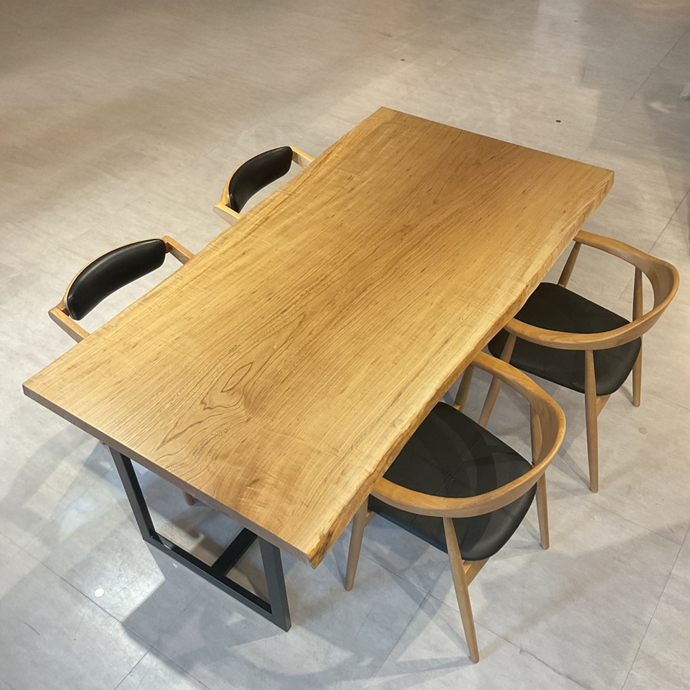 天神店おすすめのセン一枚板