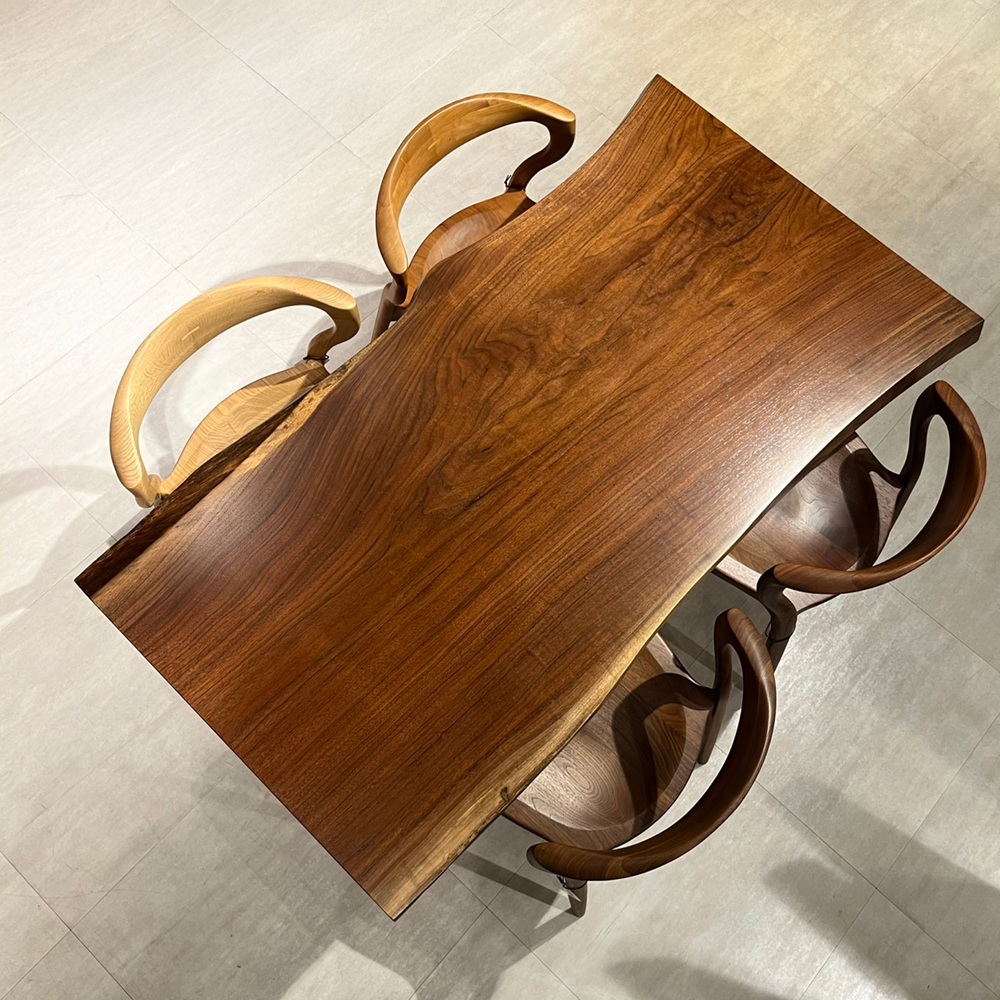 横浜店おすすめのウォールナット一枚板