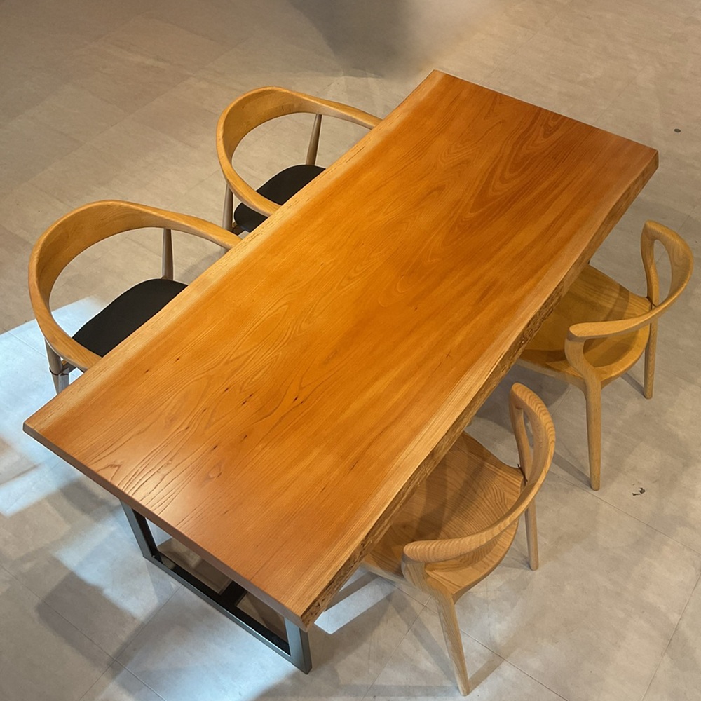 天神店おすすめのケヤキ一枚板