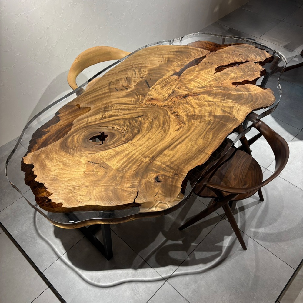 新宿店おすすめの神代クスレジンテーブル