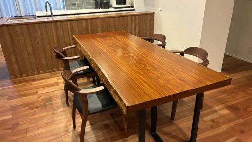 アサメラ一枚板テーブル納品事例