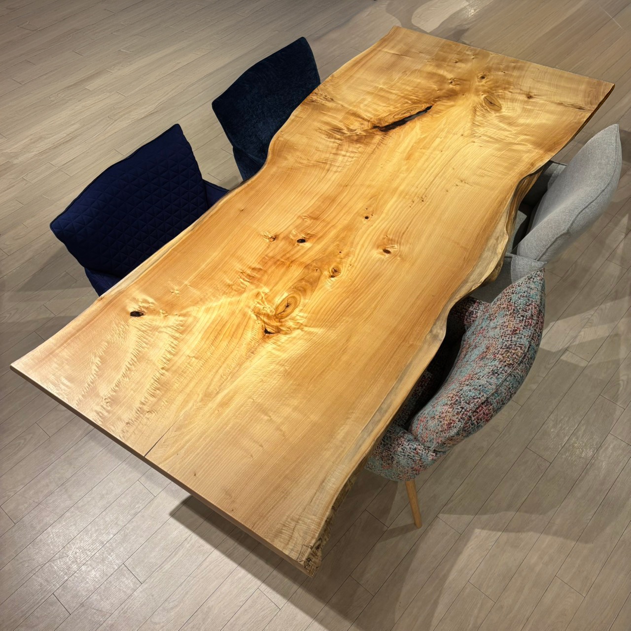 4/2-21　アトリエ木馬・新宿　一枚板フェア