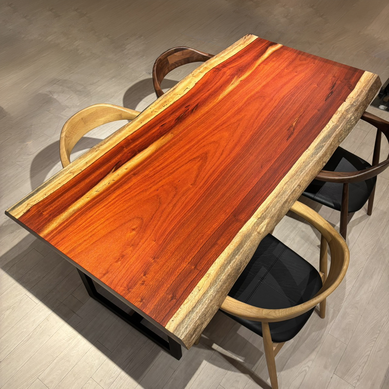 4/2-21　アトリエ木馬・新宿　一枚板フェア