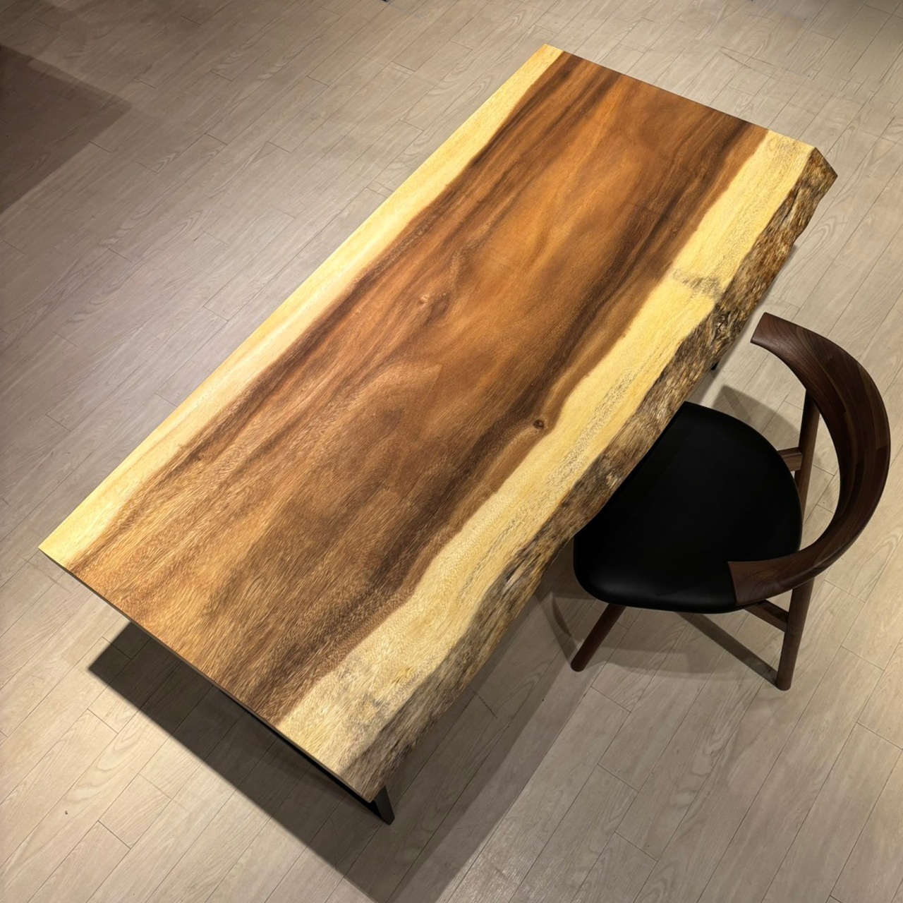 4/2-21　アトリエ木馬・新宿　一枚板フェア