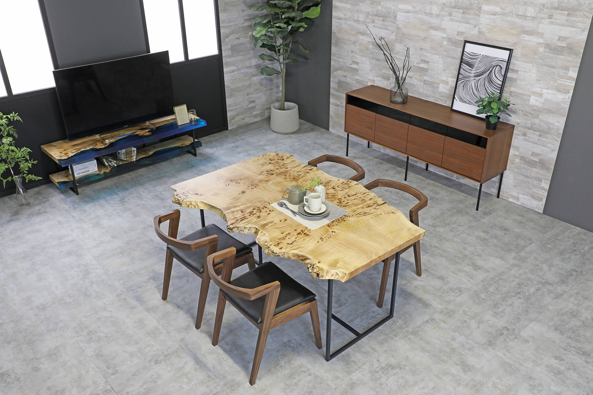 ポプラ一枚板のコーディネート