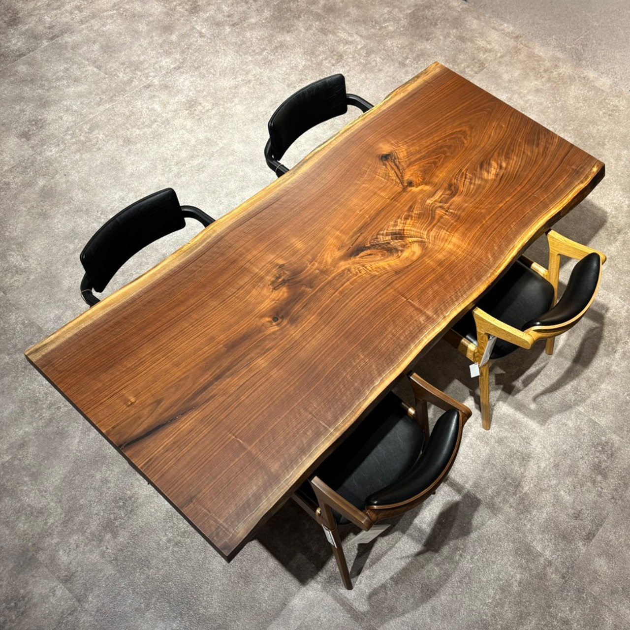 名古屋店おすすめの一枚板