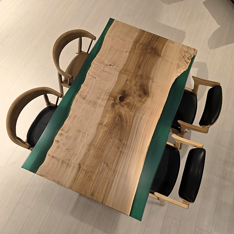 神戸店おすすめのトチレジンテーブル