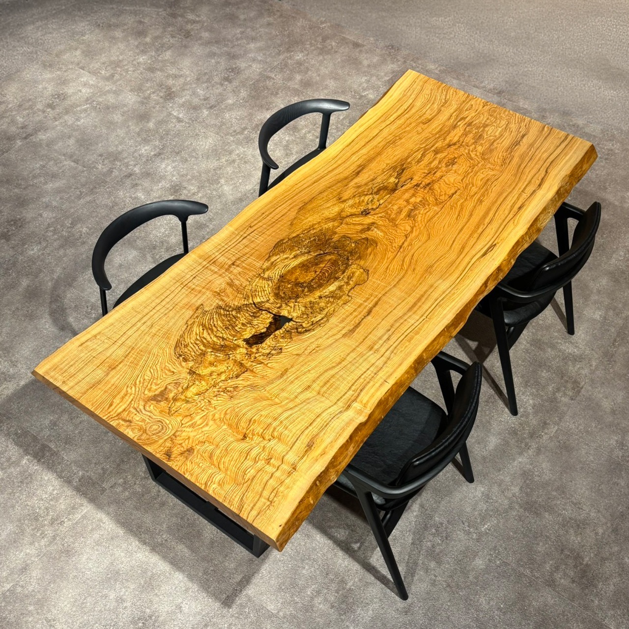 名古屋店おすすめの一枚板