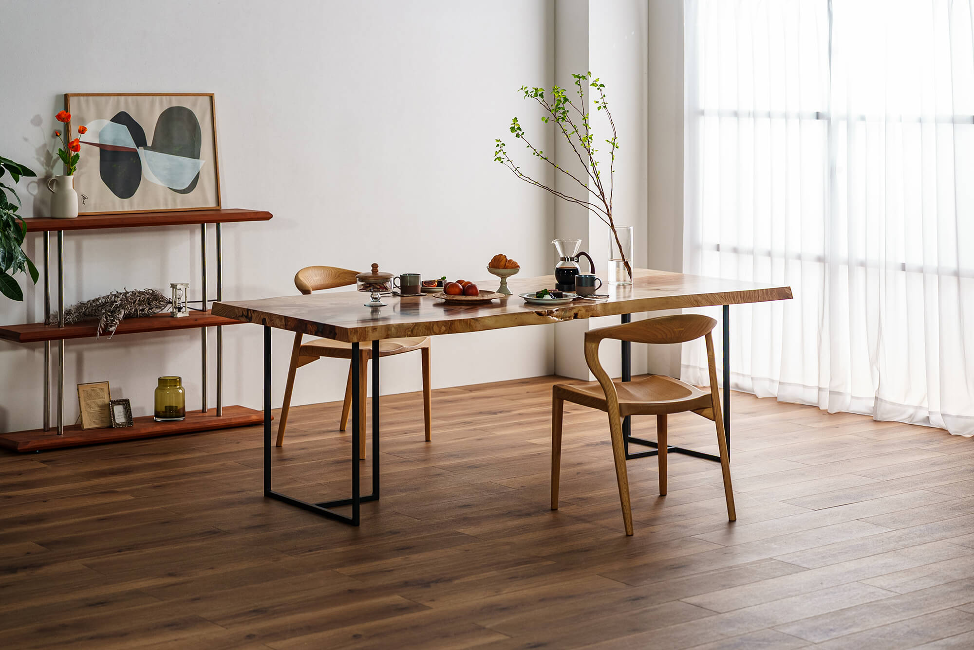 トチの一枚板コーディネート