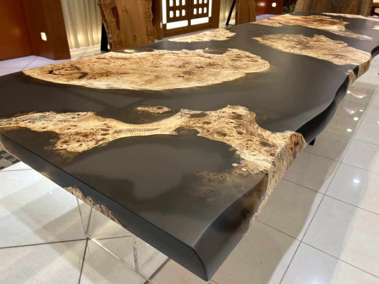 ポプラ　レジンテーブル