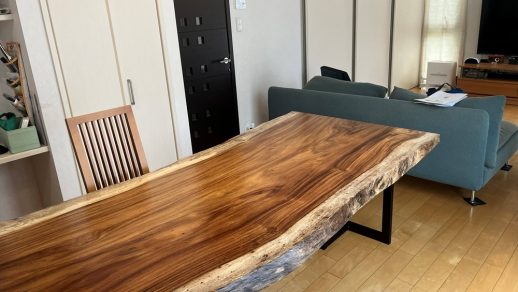 モンキーポッド一枚板納品事例